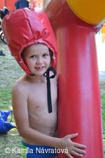 * Z DĚNÍ VE MĚSTĚ